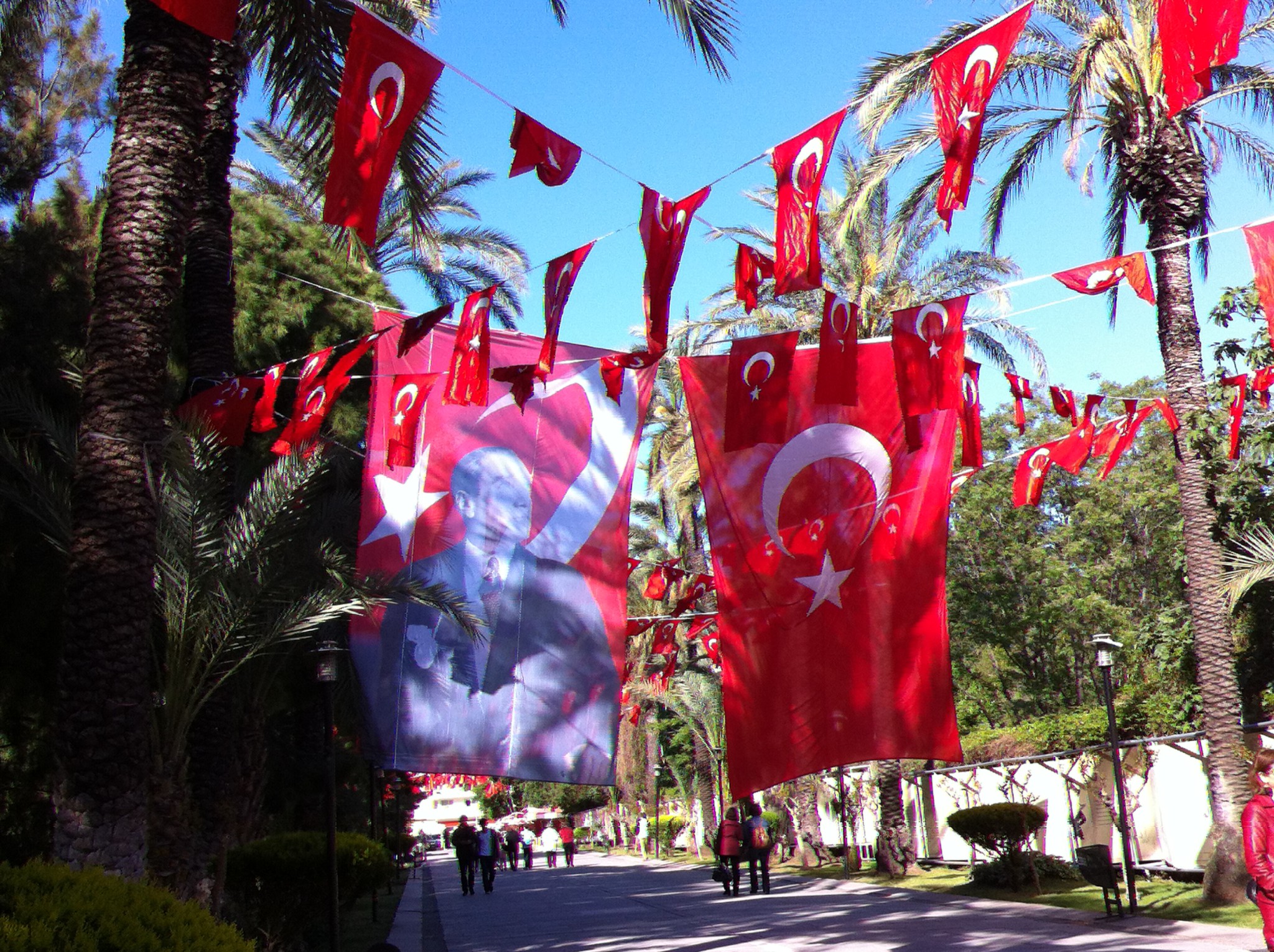Turkish flags in Karaalioglu Park, Antalya Turkish flags in Karaalioglu Park, Antalya