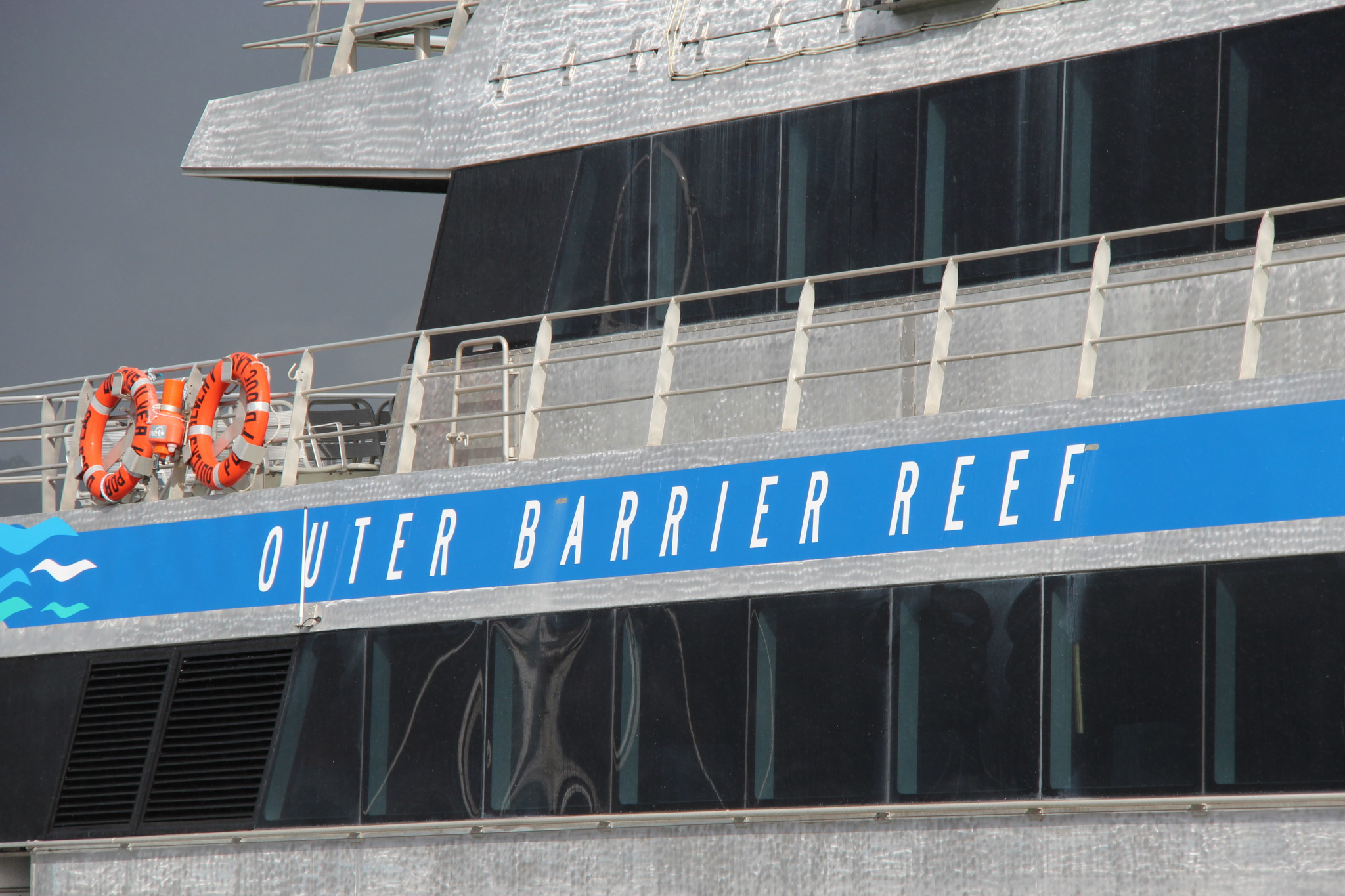 The Quicksilver catamaran to Agincourt Reef The Quicksilver catamaran to Agincourt Reef