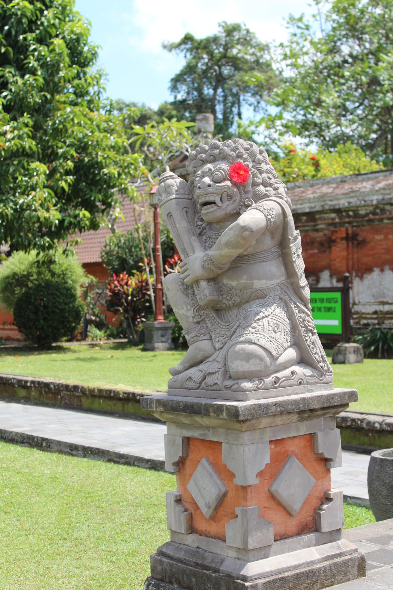 A Bali statue A statue in Bali