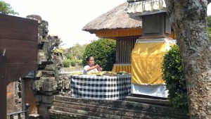 Offering at Taman Ayun temple, Bali