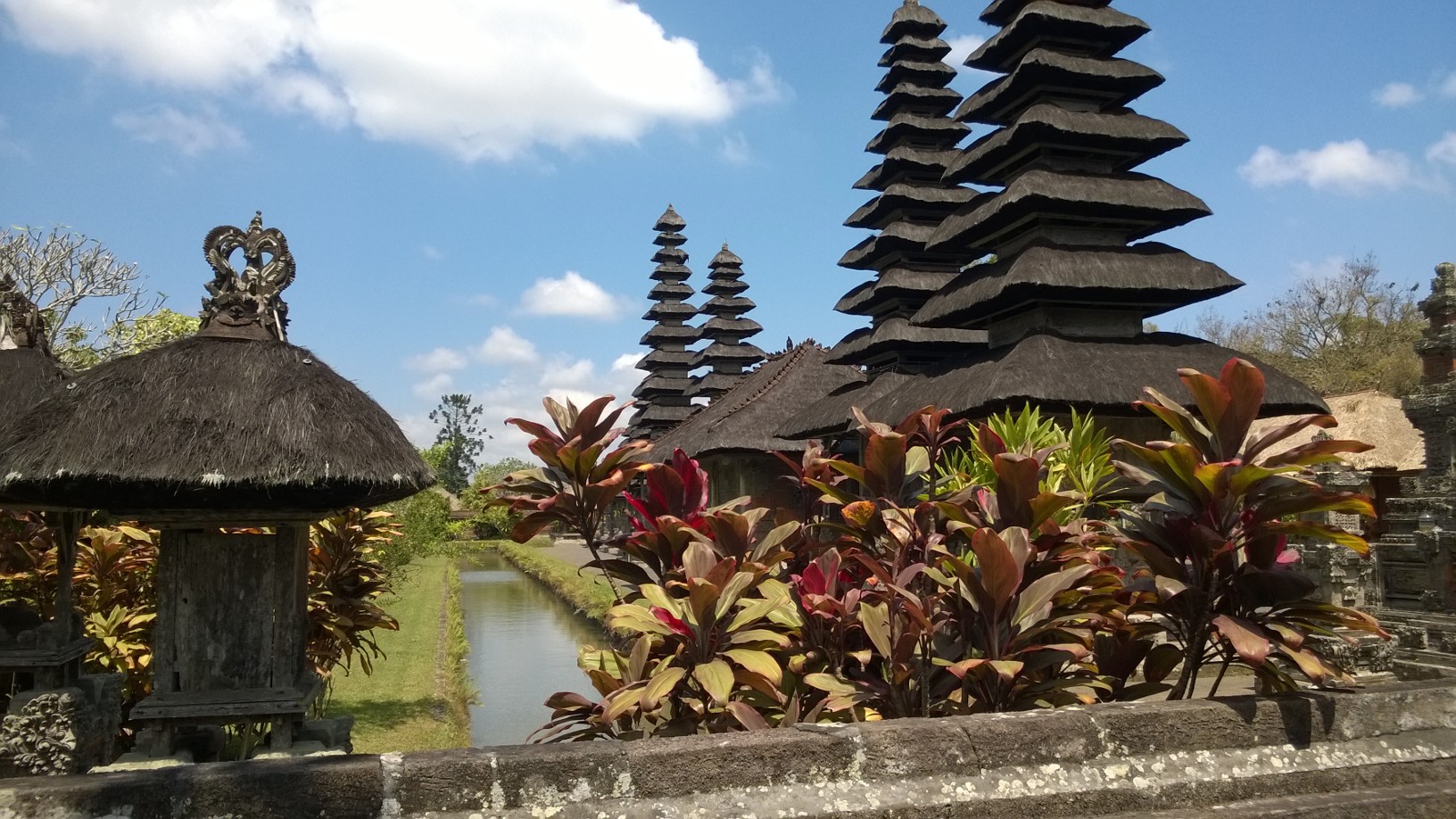 Pura Taman Ayun Maru towers, Bali day trip by car Pura Taman Ayun Maru towers, Bali day trip by car