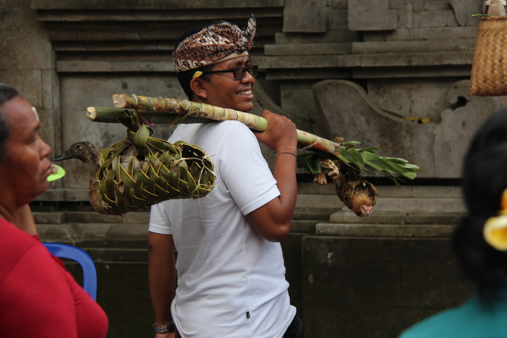 On the way to Pura Tirta Empul On the way to Pura Tirta Empul