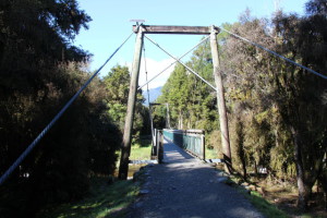Lake Matheson walkbridge