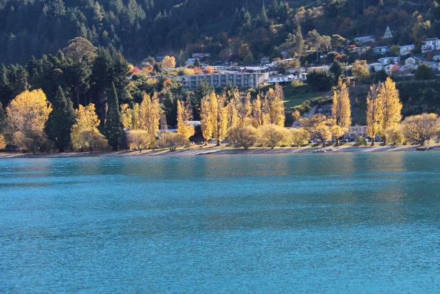 Lake Wakatipu and Queenstown