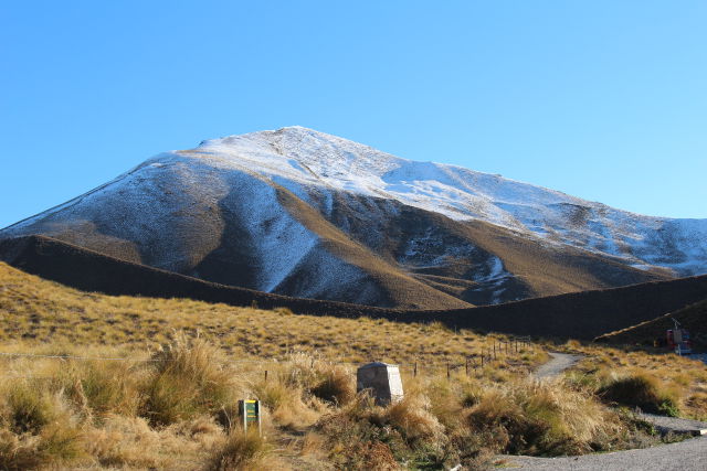Lindis Pass view