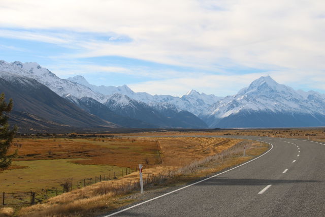 Road to Aoraki Mount Cook National Park