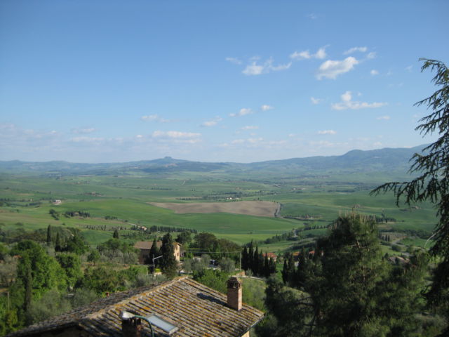 Agriturismo holiday in Tuscany Pienza view