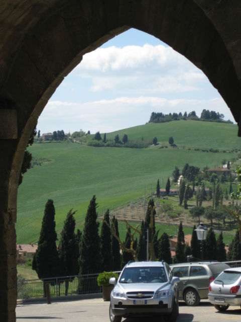 Monticchiello town gate