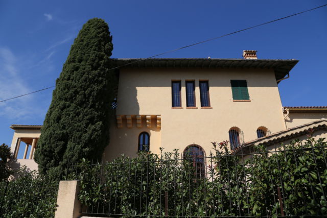 A Cap-Ferrat Villa
