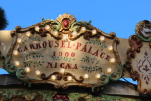 Nice in one day, an old carousel