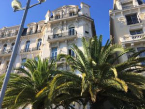 Nice in one day, Promenade des Anglais houses