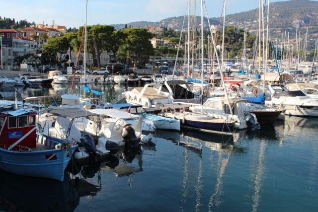 Walk around Cap-Ferrat, Sain-Jean marina