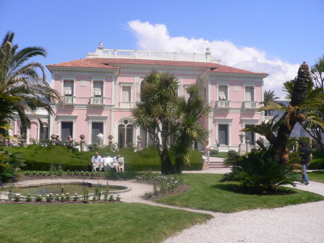 Walk around Cap-Ferrat, Villa Rothschild