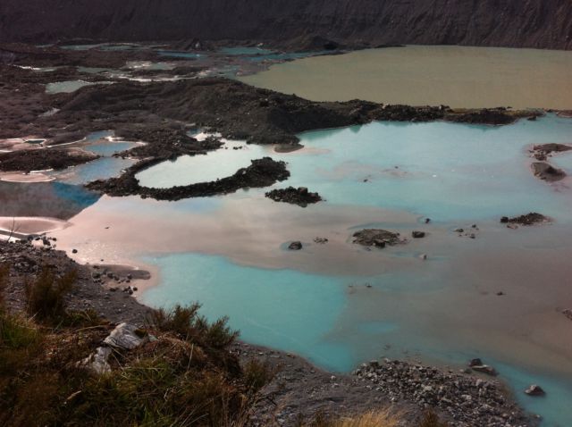 The turquoise Mueller Lake
