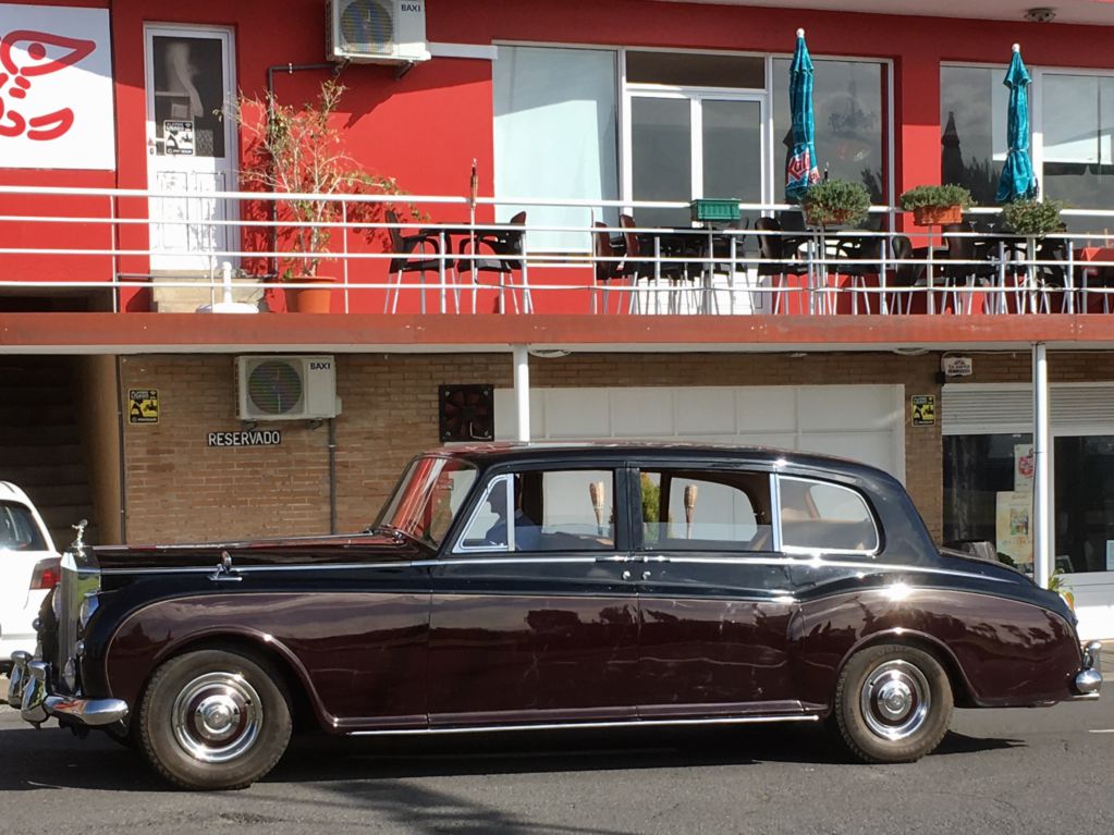 Bentley in Calheta, Madeira