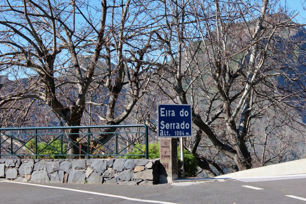 Eira do Serrado walking path to Curral das Freiras Eira do Serrado path to Curral das Freiras