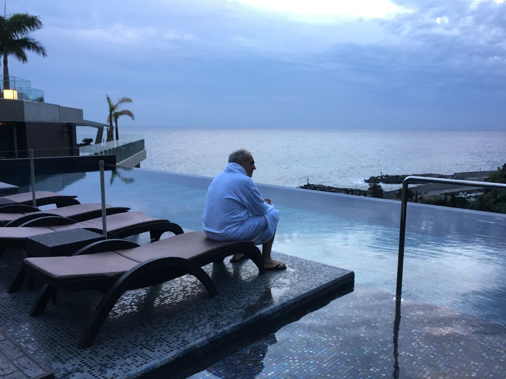 Savoy Saccharum infinity pool Madeira