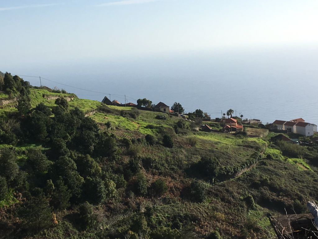 Western Madeira hills