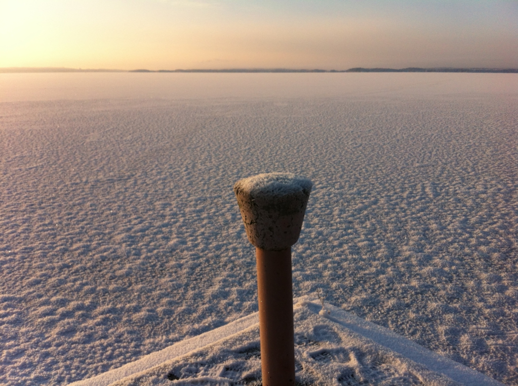 Lake Näsijärvi winter sunset