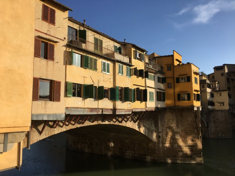 What to see in Florence: River Arno bridges Ponte Vecchio jewellery shops Florence