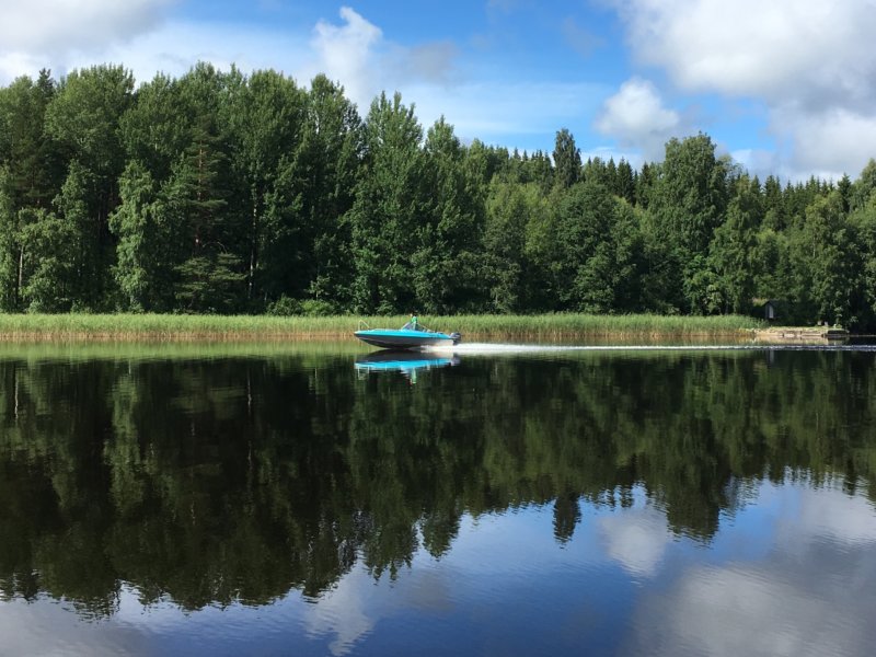 Boating on Lake Näsijärvi 