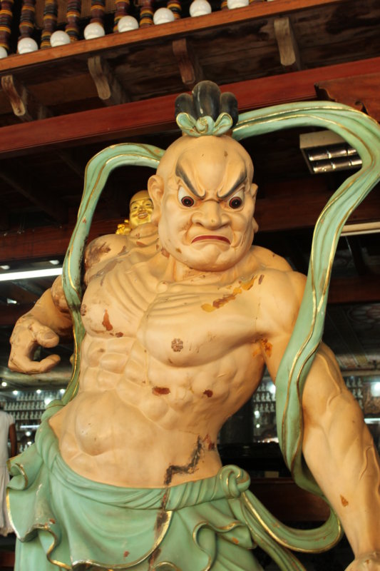 Gangaramaya Temple statue, Colombo