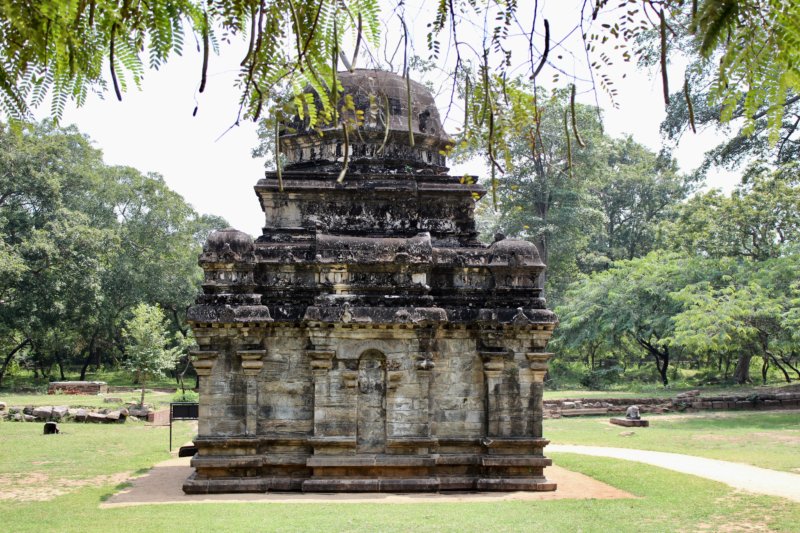 Polonnaruwa Shiva Devale temple