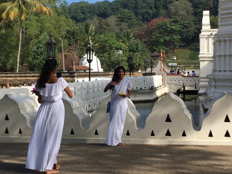 Temple of the Tooth visitors, Kandy
