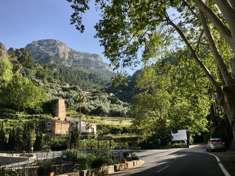 Driving in Mallorca: road to Deia Driving in Mallorca: the road to Deia