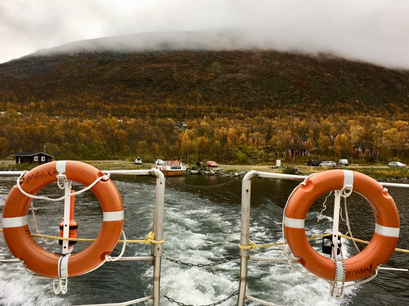 The ship Malla from Kilpisjärvi to the three nations border point