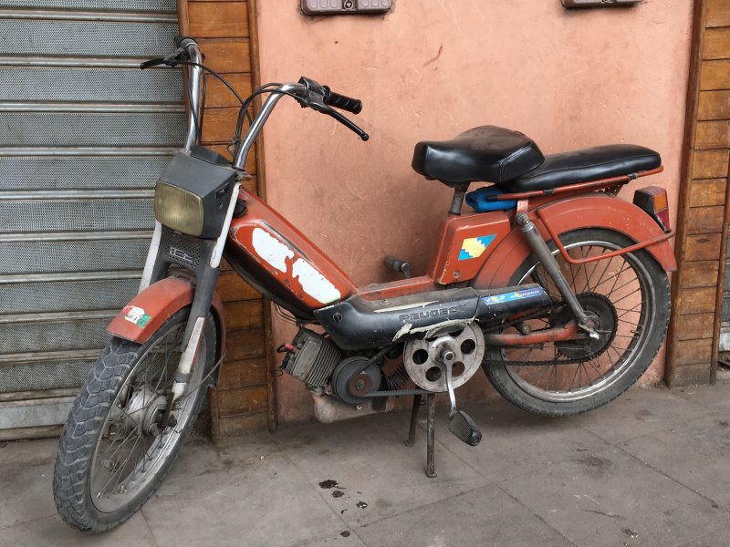 An old motor bike An old motor bike, Marrakech