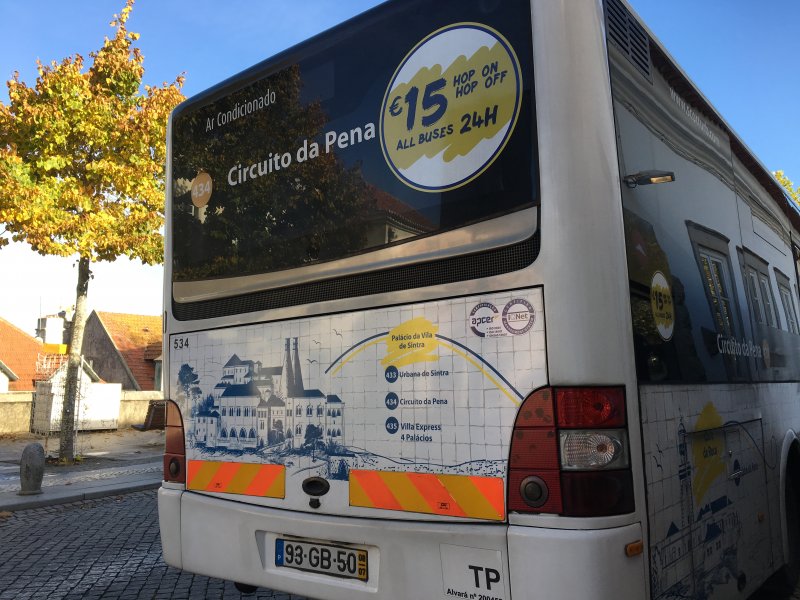 Exploring the palaces of Sintra by bus