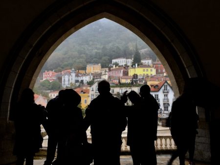 The National Palace, palaces of Sintra by bus