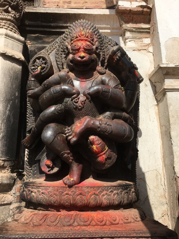 Travel in Nepal: Bhaktapur monkey statue
