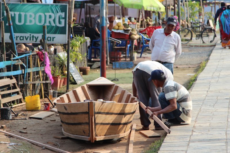 Building a wooden boat