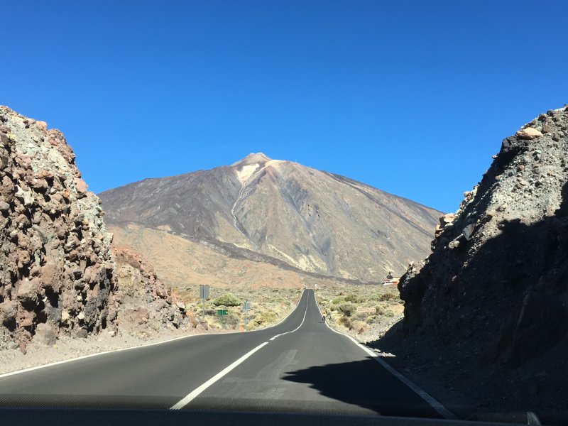 On the top of Tenerife: Mount Teide by car 