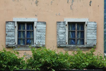 Budva windows