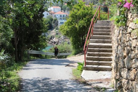 Narrow road to Apartments Eneida, Ulcinj