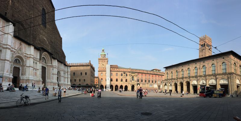 Piazza Maggiore, Bologna Piazza Maggiore, Bologna