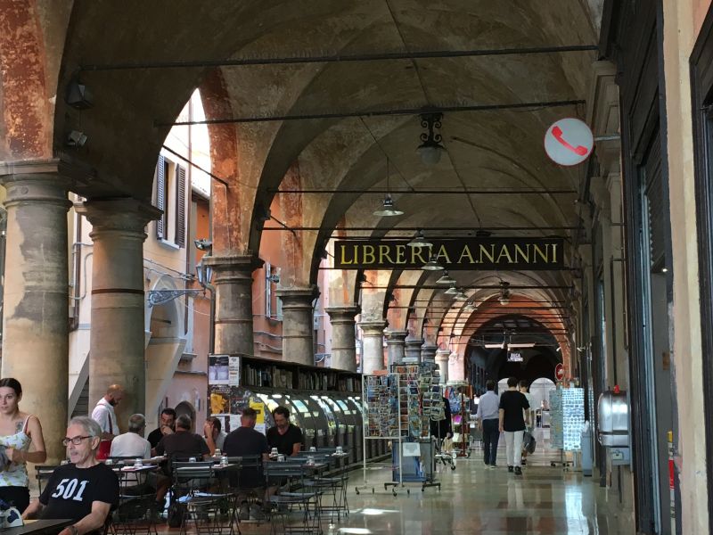 Portico della Morte, Bologna Portico della Morte, Bologna
