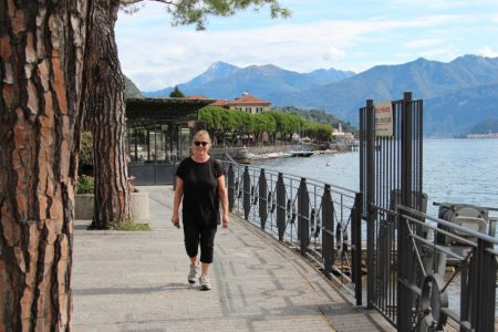 Hiking along Lake Como shores
