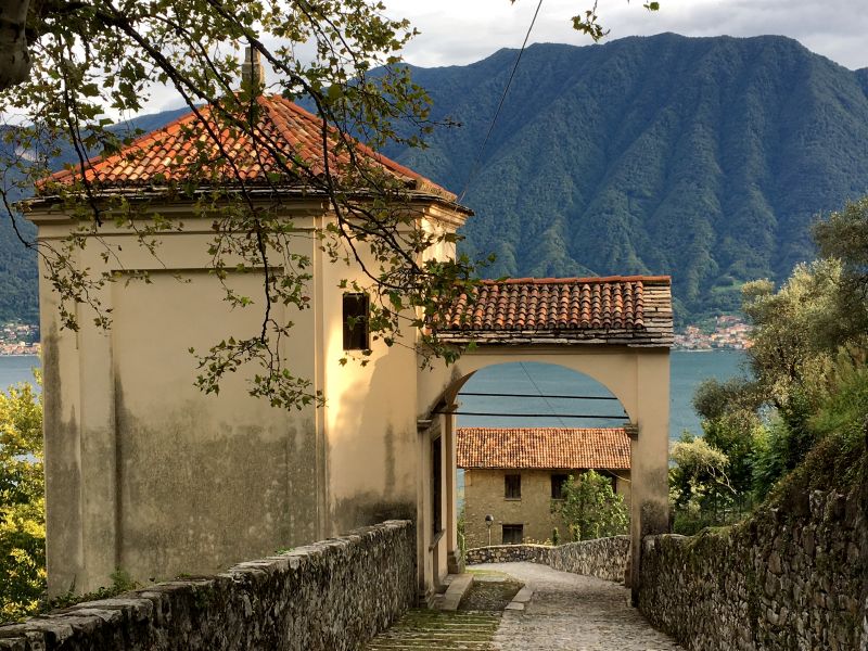 One of the 14 chapels along Sacro Monte di Ossuccio walk Monasterio Ossuccio walk to 14 chapels