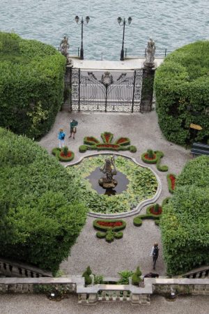 Villa Carlotta gate to Lake Como