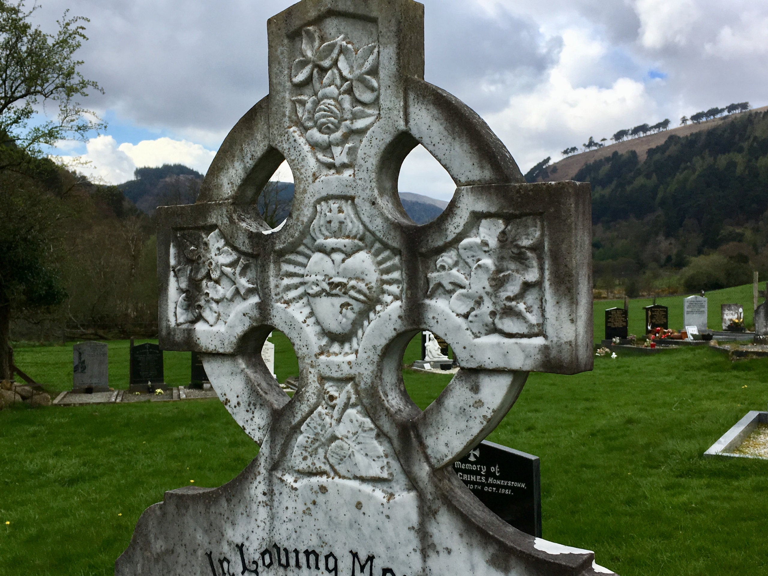 Glendalough gravestones and Irish High Cross Glendalough gravestones and Irish High Cross