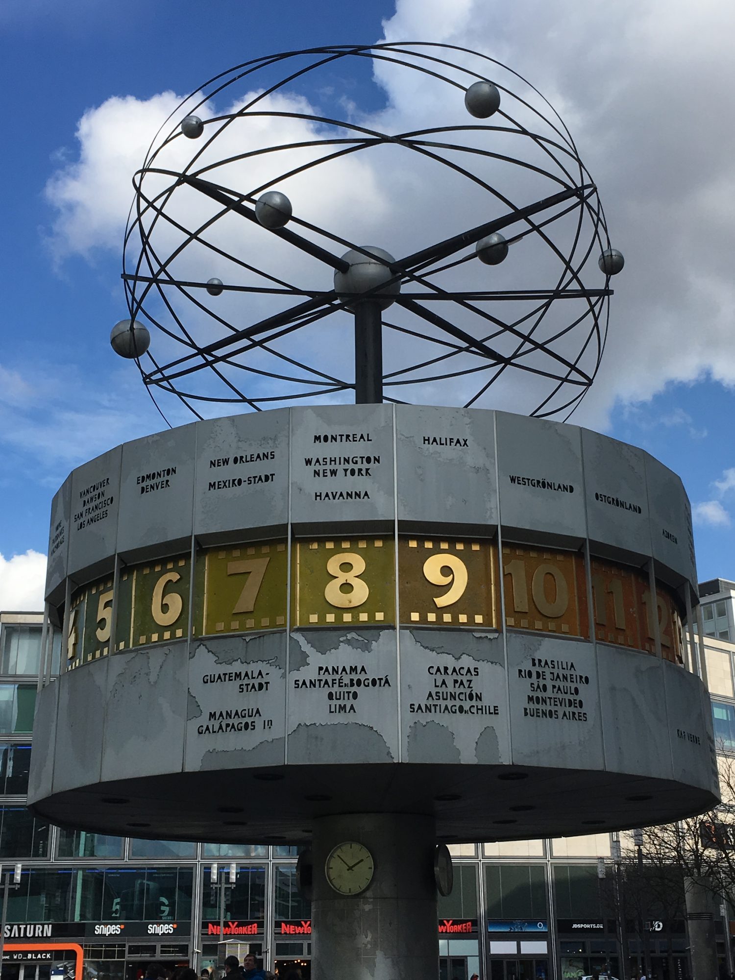 Berlin Top Ten sights: Alexanderplatz World Clock Berlin Top Ten sights: Alexanderplatz World Clock