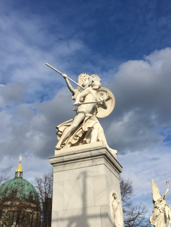 Unter den Linden statue