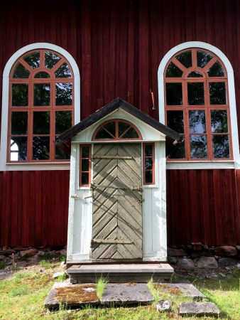 Ostrobothnia road trip: Church door of Kristinestad