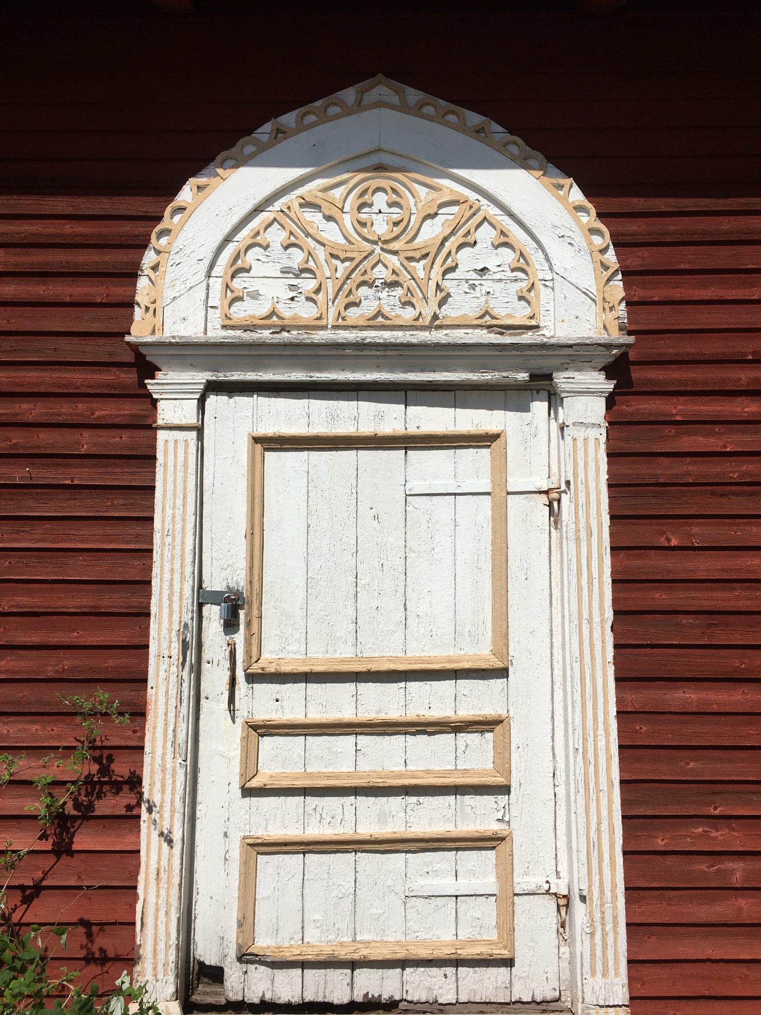 A Strömsö door, Ostrobothnia road trip