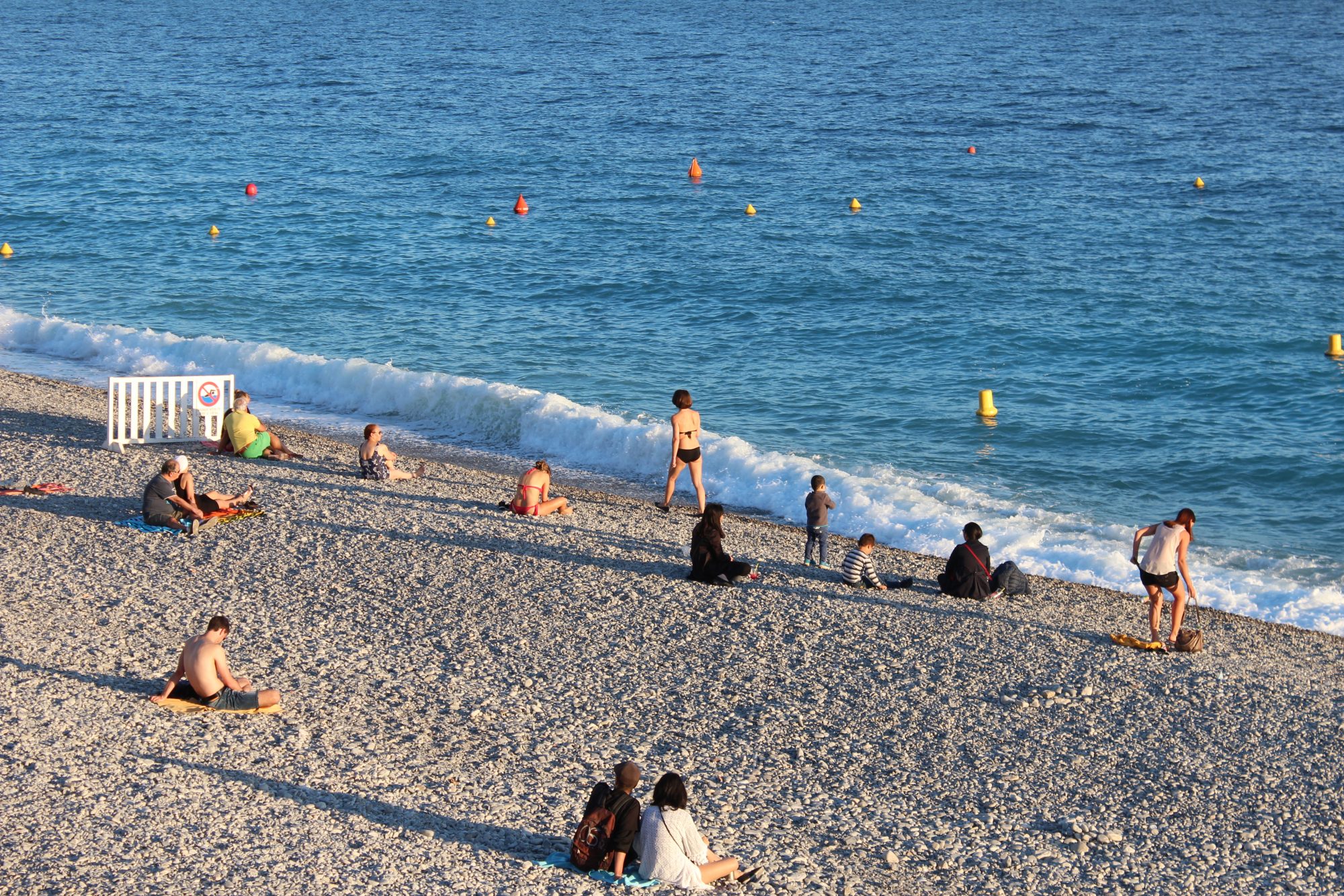 Nice in one day: relaxing on the beach