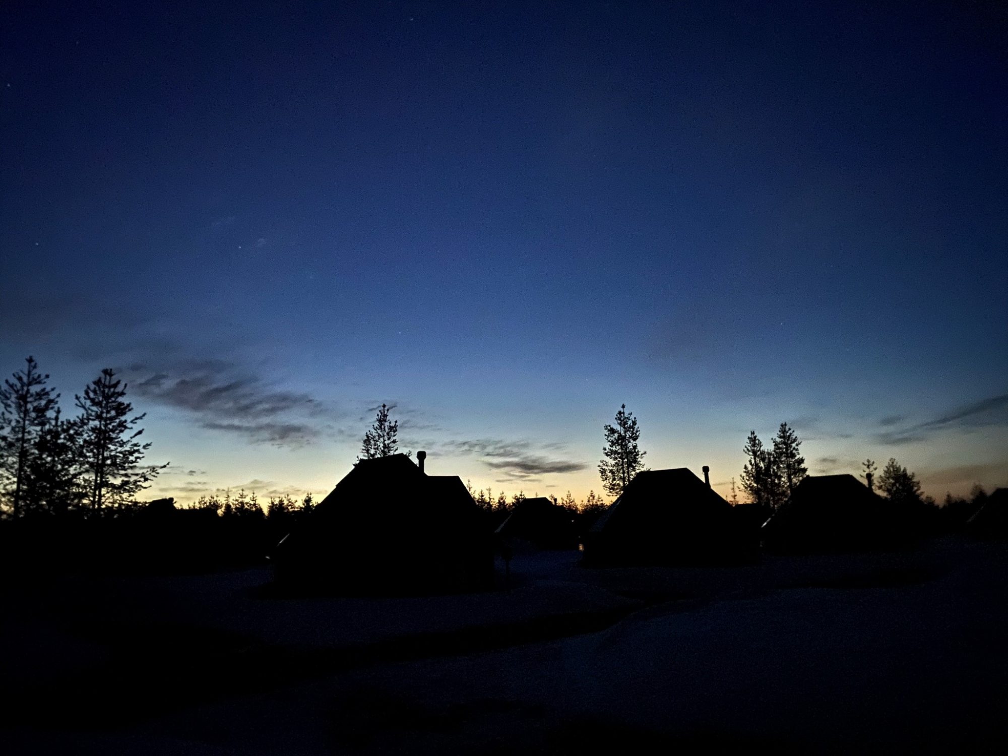 After sunset: waiting for the auroras Northern Lights Village Levi after sunset